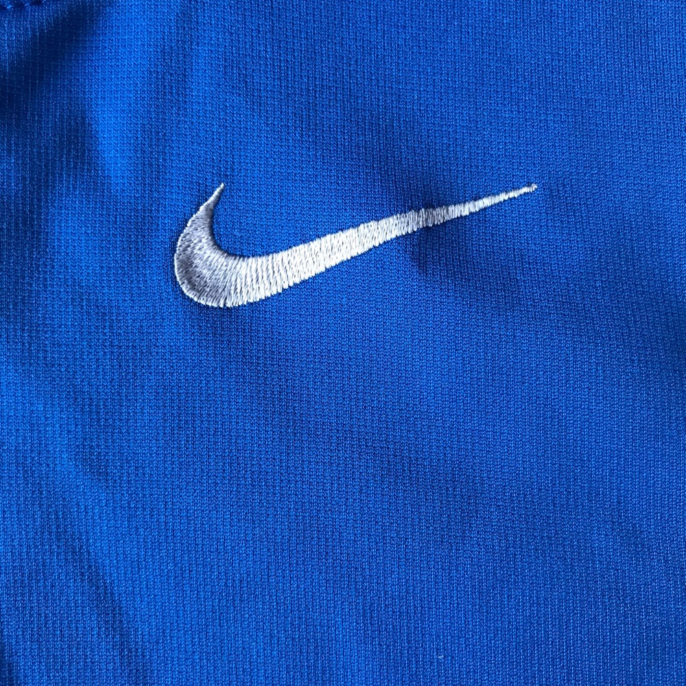 Child’s Nike zipper hoodie jacket - Picture 3 of 6